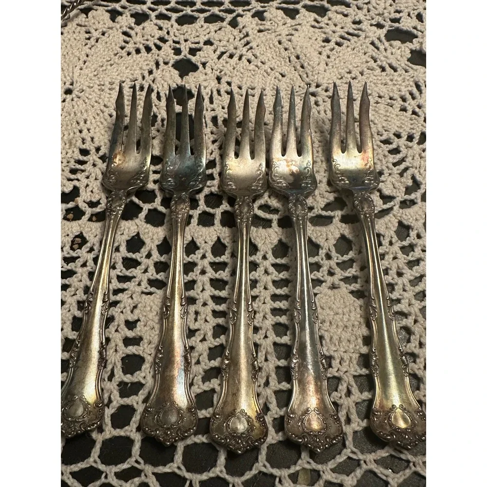 Vintage Roger's Fork, set of 5. Silver Plated